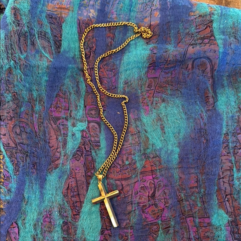 Gold plated Cross Pendant Necklace